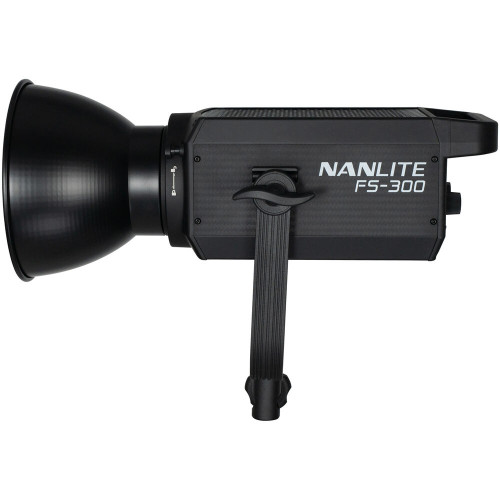 Студійне світло Nanlite FS-300 Daylight LED Spot Light (FS-300)