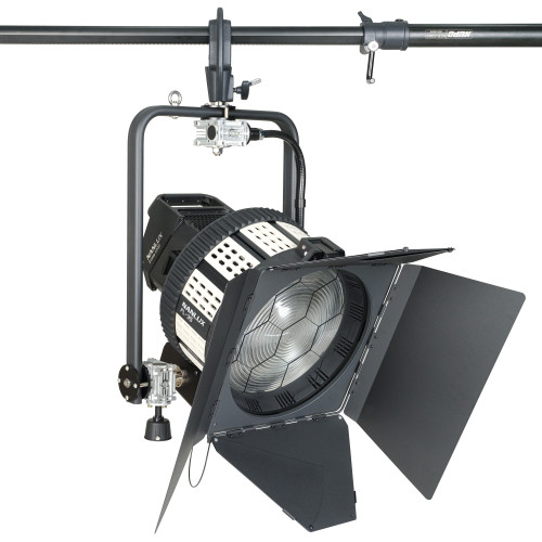 Студійне світло NANLUX Evoke 1200 LED Daylight Spot Light with FL-35YK Fresnel Lens and Flight Case (Evoke 1200 FL-YK-Kit)