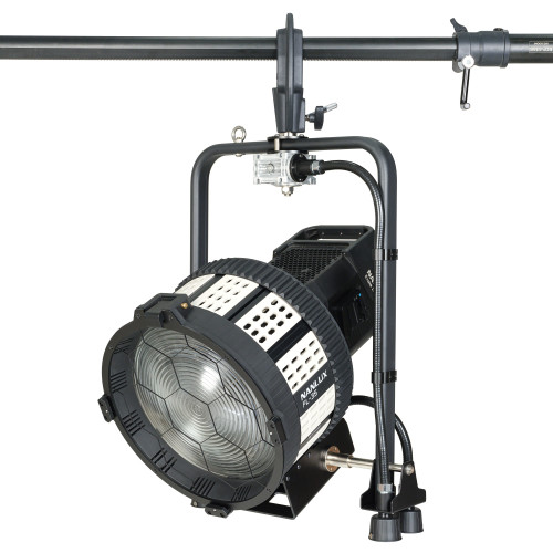 Студійне світло NANLUX Evoke 1200 LED Daylight Spot Light with FL-35YK Fresnel Lens and Flight Case (Evoke 1200 FL-YK-Kit)