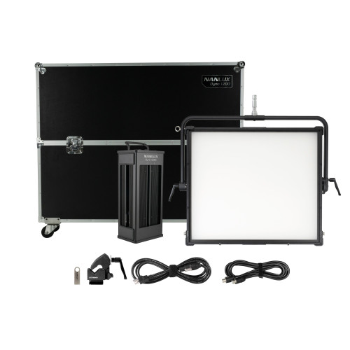 Світлодіодна панель NANLUX DYNO 1200C RGBWW Soft Panel Light with Flight case (Dyno 1200C 1KIT-FT)