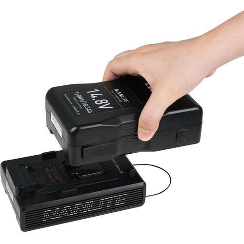 Батарейна площадка Nanlite 14.8V / 26V V-Mount Battery Adapter (BT-VBC-14.8V/26V)